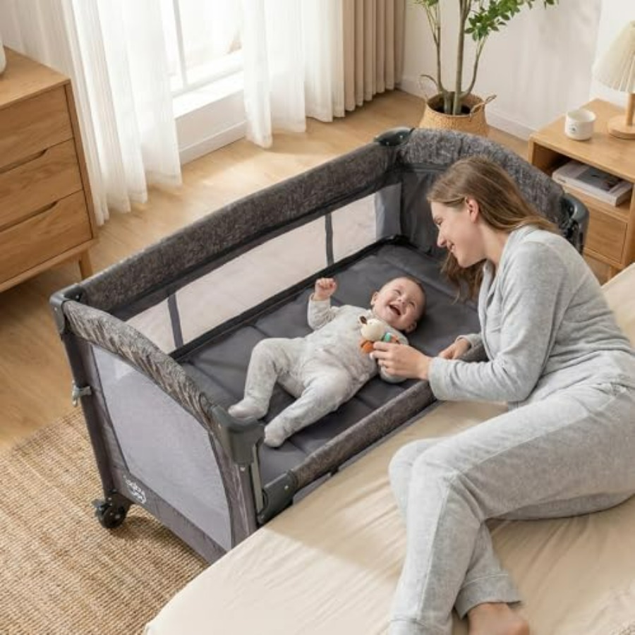 Bassinet Bedside Sleeper - 5-in-1 Pack and Play Baby Bedside