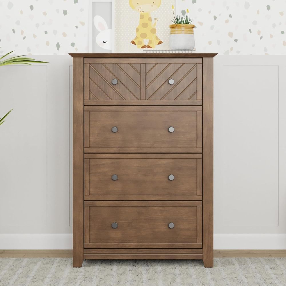 33 Wide Nursery Chest with Che - Baby Nursery Handles recension och pris