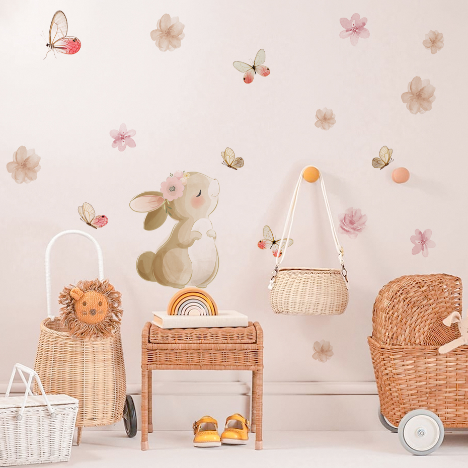 Cartoon Rabbit Flowers Butterf - Baby Nursery Labels recension och pris