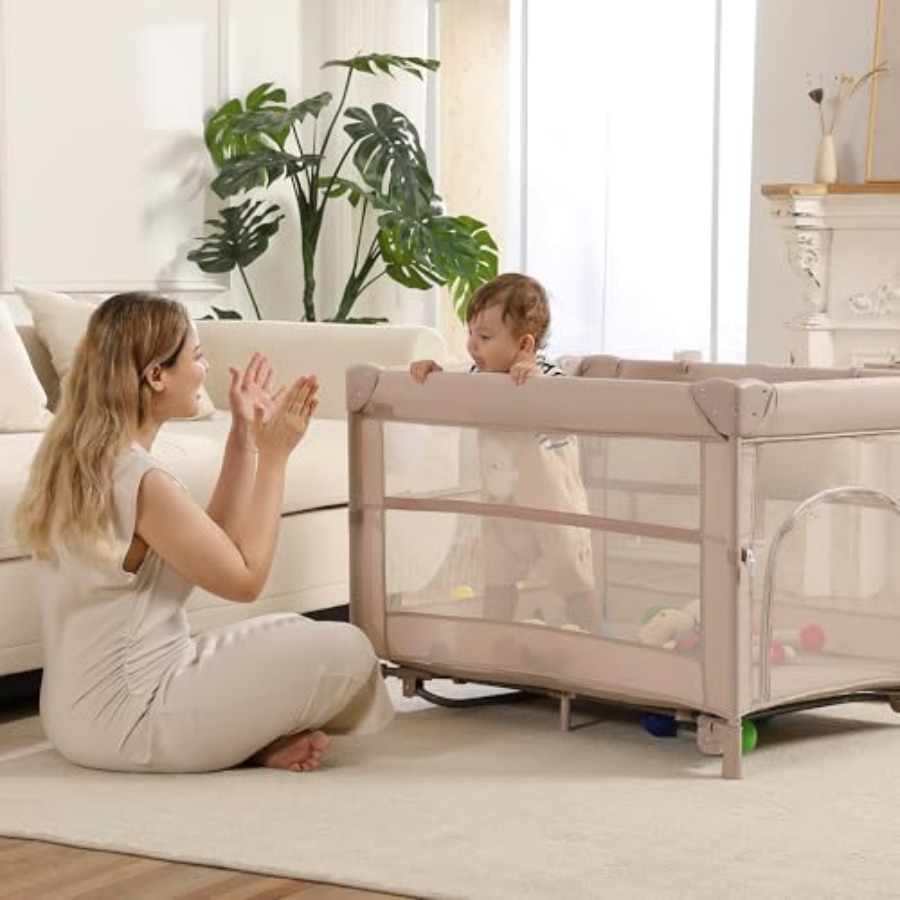 5 in 1 Pack and Play Portable  - Bassinet Bedside Sleeper recension och pris